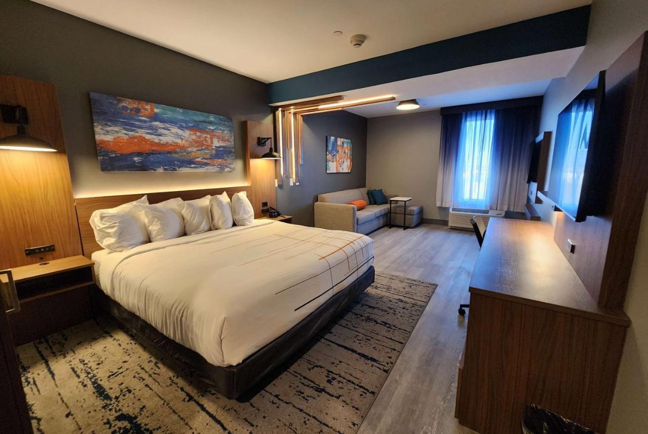 Hotel La Quinta & By Wyndham